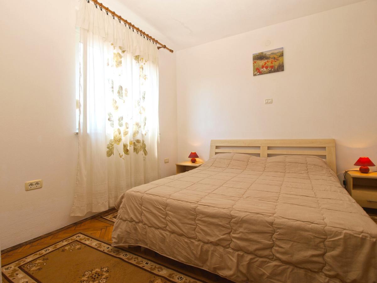Apartments Mladen 1588 プーラ エクステリア 写真